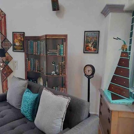 Boho Hip Bungalow In Old Бисби Экстерьер фото