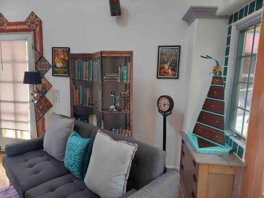 Boho Hip Bungalow In Old Бисби Экстерьер фото